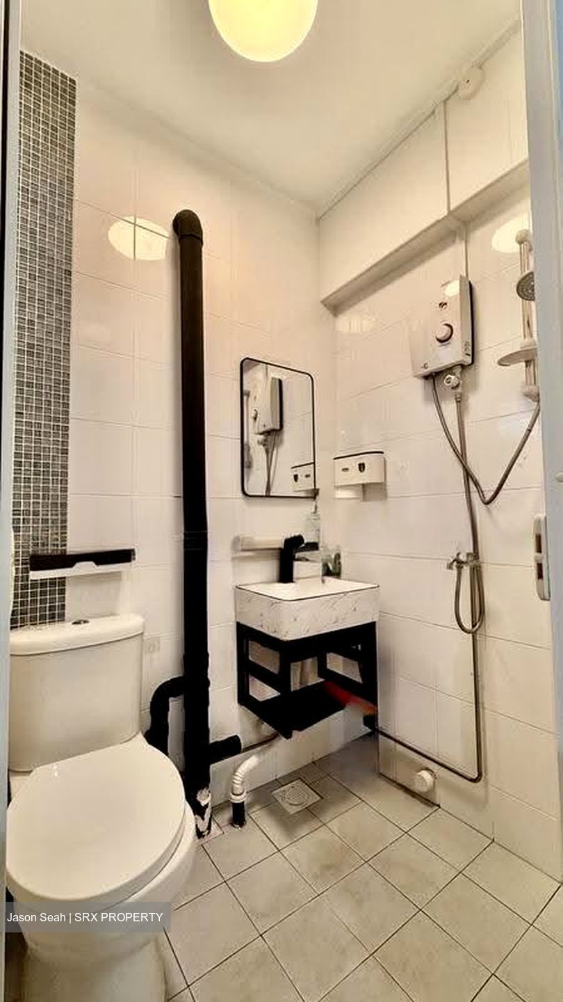 Blk 354 Clementi Avenue 2 Shopping Centre (Clementi), HDB 4 Rooms #638055991